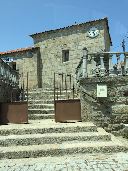 Igreja Paroquial de Tronco / Igreja de S&atilde;o Tiago